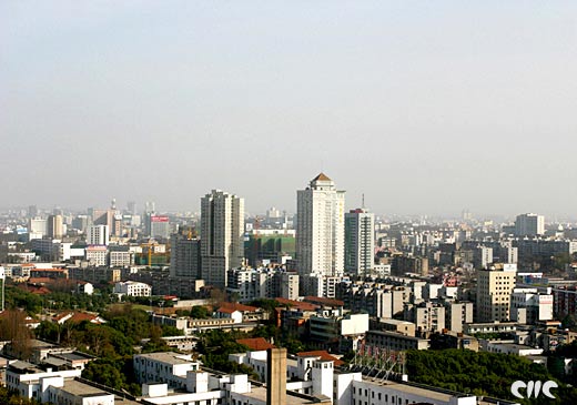 Wuhan, one of the &apos;Top 10 developed tourism cities in China in 2014&apos; by China.org.cn