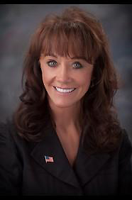 Diane Hendricks, one of the &apos;top 10 richest self-made women in the world 2015&apos; by China.org.cn.