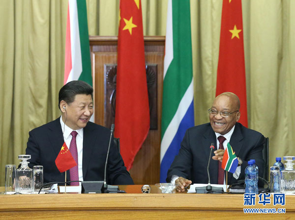 12月2日，国家主席习近平在比勒陀利亚同南非总统祖马举行会谈。[新华网]