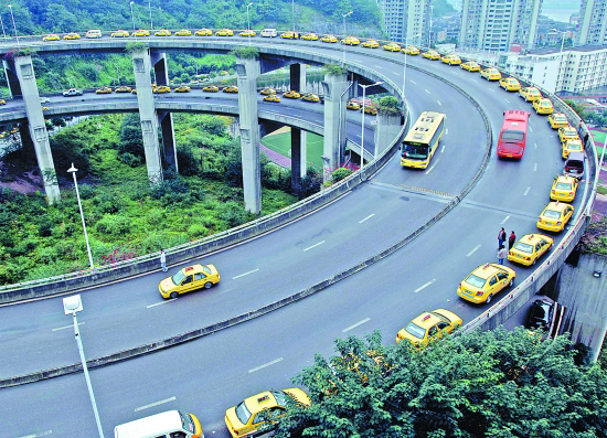 Chongqing, one of the &apos;top 10 Chinese cities hard to get a taxi&apos; by China.org.cn.