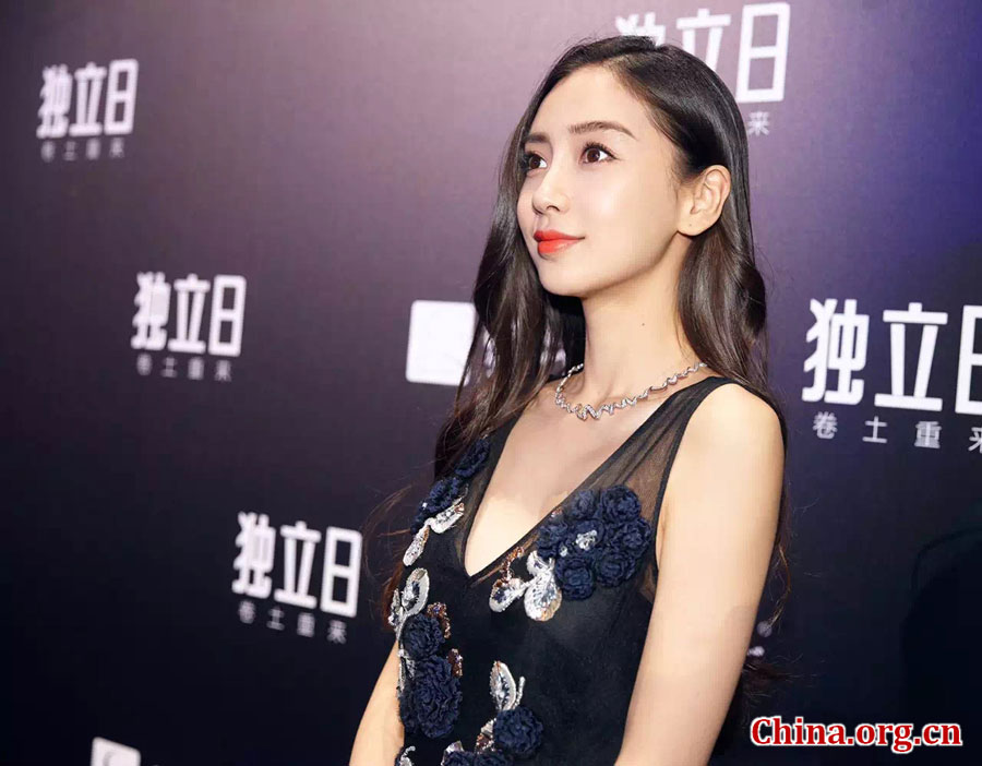 在《独立日2》中饰演瑞恩的中国演员Angelababy [中国网]