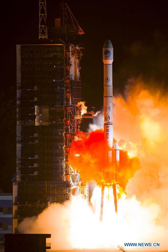 A Long March-3C carrier rocket carrying the 23rd satellite in the BeiDou Navigation Satellite System (BDS) lifts off from Xichang Satellite Launch Center, southwest China&apos;s Sichuan Province, June 12, 2016. [Photo/Xinhua]