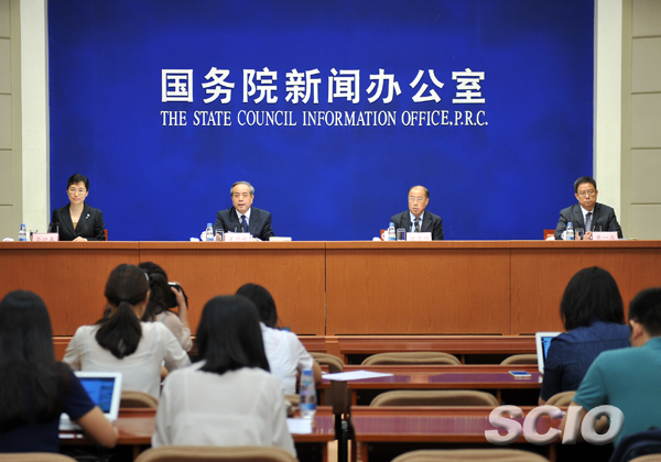 Wu Degang, deputy head of the Party History Research Office (PHRO) of the CPC Central Committee, Huang Yibing, head of the second research department of PHRO, and Ren Guixiang, head of the PHRO promotion and education bureau, attend a press conference held by the State Council Information Office on June 30.
