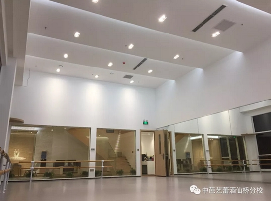 北京市朝阳区酒仙桥东路十号一幢oar奥赫空间b05中芭艺蕾酒仙桥分校