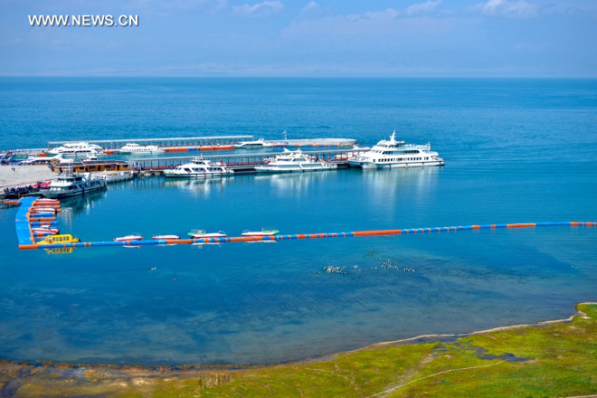 Behind The Breathtaking View Along Tour Of Qinghai Lake Route China