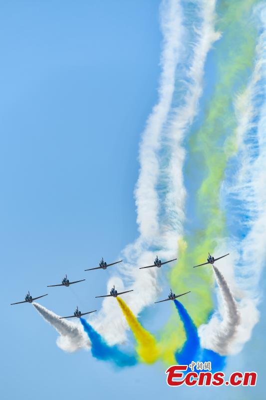 12th Airshow China kicks off in Zhuhai