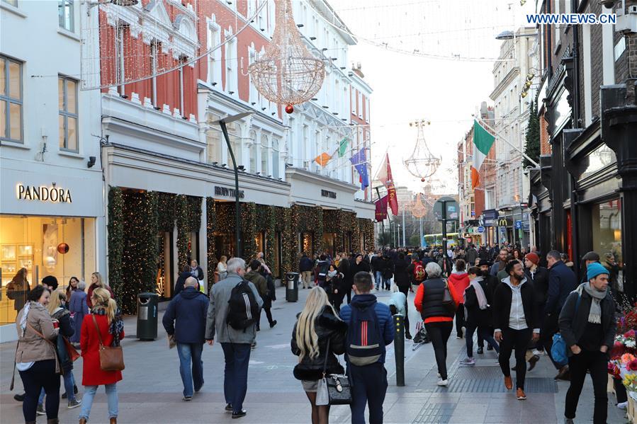 Christmas Shopping Season Booms In Downtown Dublin, Ireland- China.org.cn