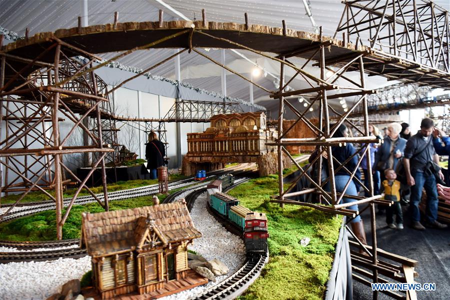Holiday Train Show Held In New York China Org Cn