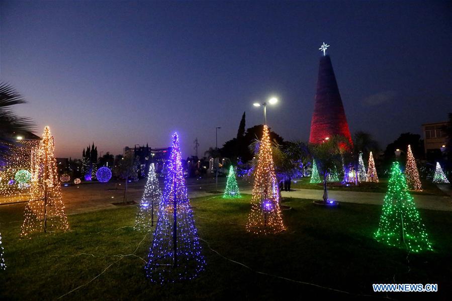 Biggest Plastic Bottles Christmas Tree In Lebanon China Org Cn