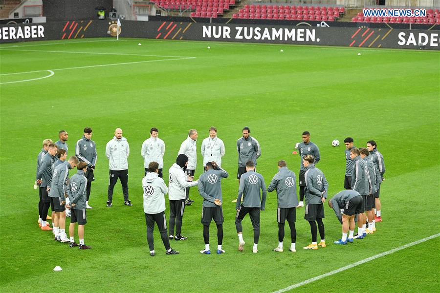 (SP)GERMANY-COLOGNE-FOOTBALL-FRIENDLY MATCH-GERMANY-TRAINING