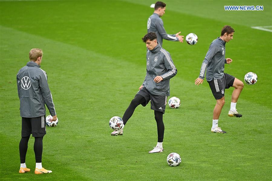 (SP)GERMANY-COLOGNE-FOOTBALL-FRIENDLY MATCH-GERMANY-TRAINING