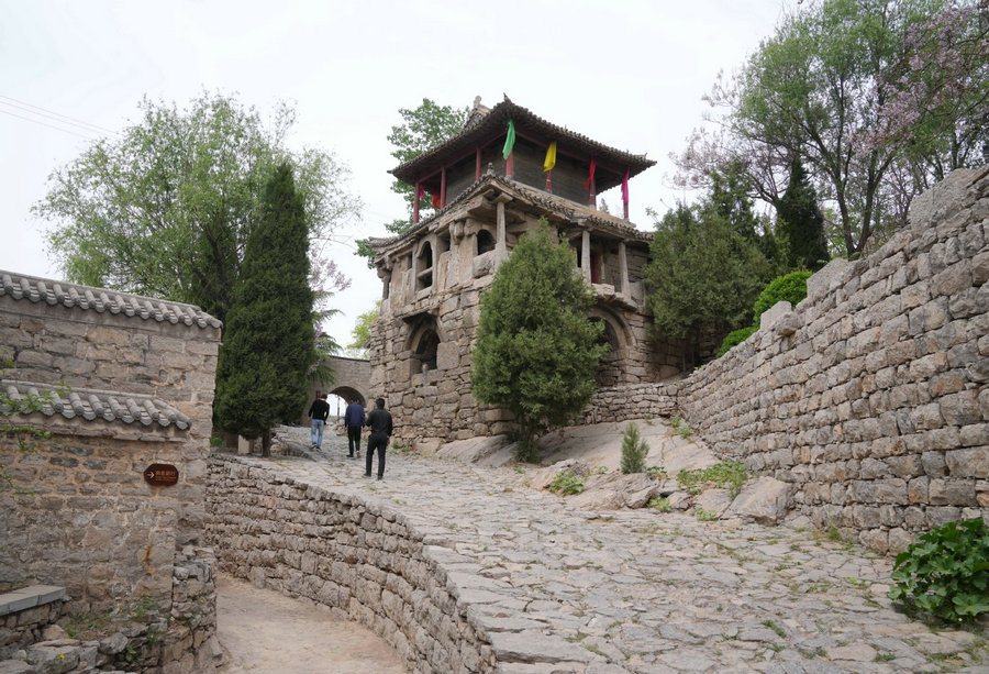 Ancient villages boost tourism by innovation in Hebei