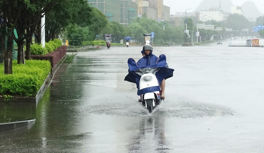 China Renews Blue Alert For Rainstorms- China.org.cn