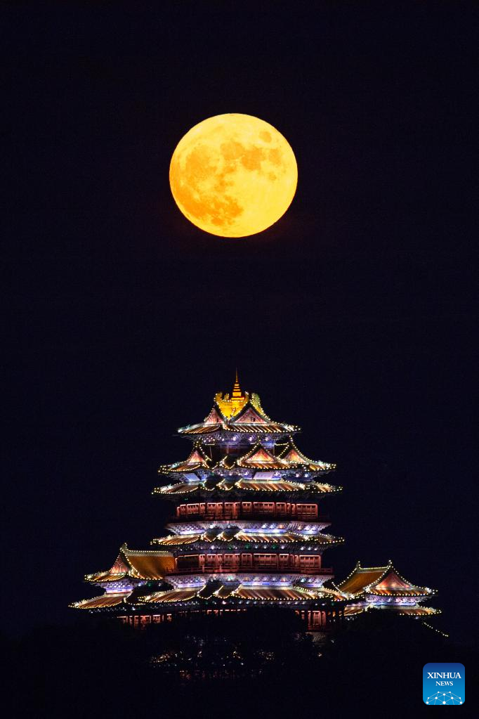 Full moon seen across China on MidAutumn Festival