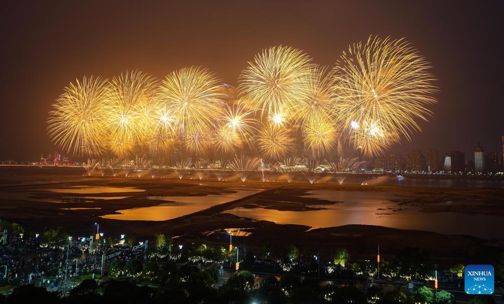 Grand fireworks show in Nanchang, E China