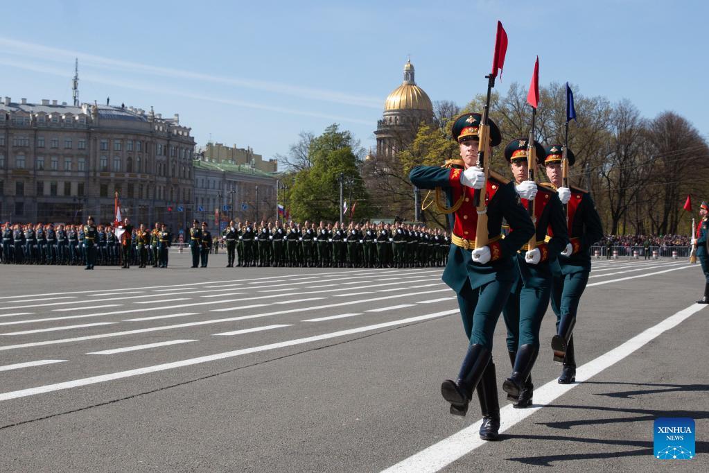 Russian St. Petersburg marks Victory Day with military parade, concerts