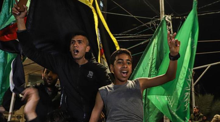 Palestinians Celebrate Ceasefire Between Israel And Palestinian Islamic ...