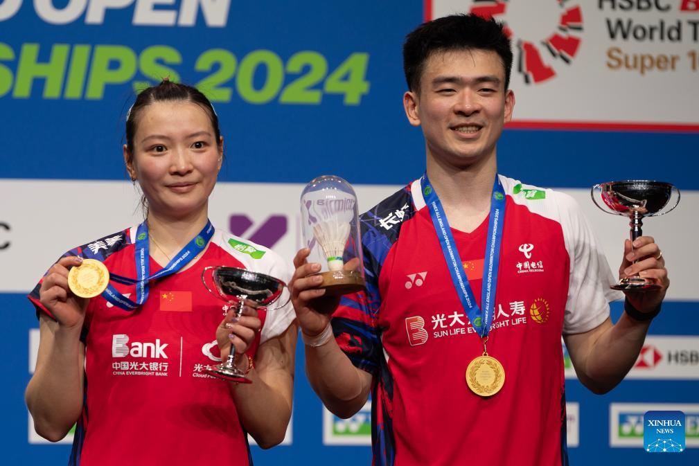 All England Open: Zheng/Huang retain mixed doubles title