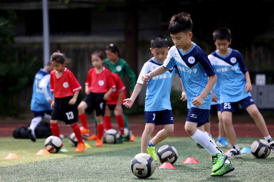 China issues reform, development guidelines for youth football
