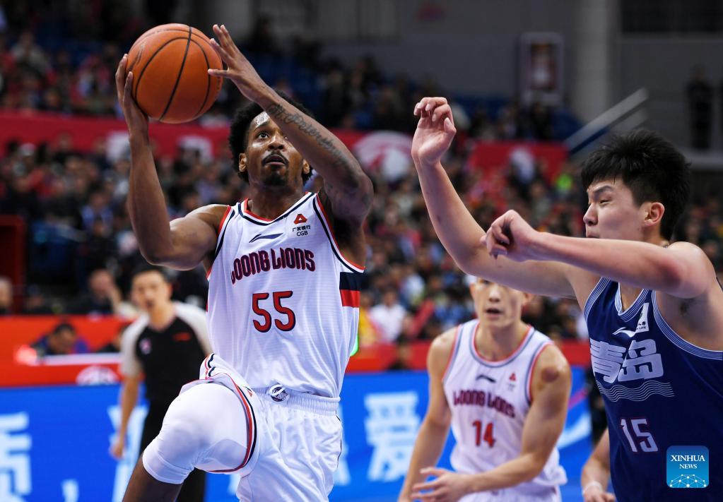 Guangzhou, Shanghai take lead in CBA playoffs