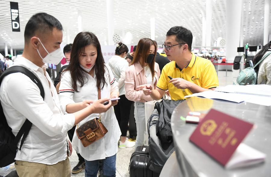 China introduces policies to facilitate citizens' travels overseas