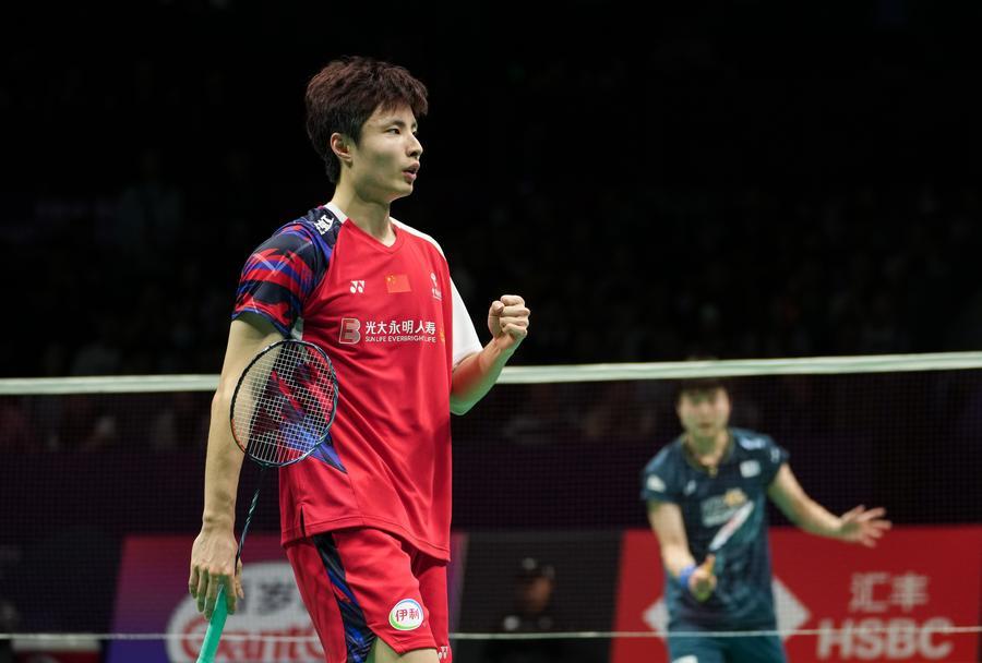 China storm into Thomas & Uber Cup quarters as group leaders