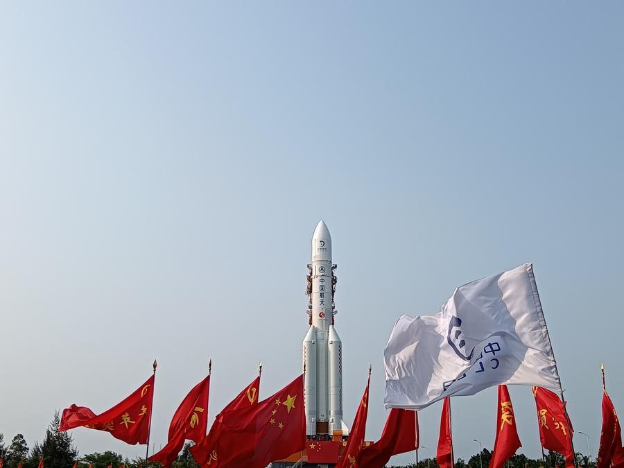 China ready to launch Chang'e