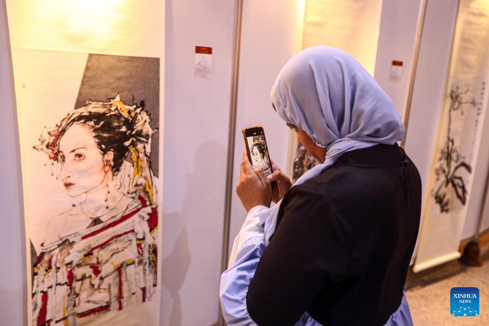 China's Shandong art exhibition in Cairo attracts Egyptians, promotes cultural exchange
