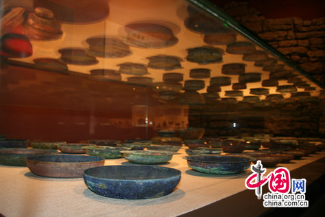 战国时期的铜套餐具。中国网/傅阳 摄