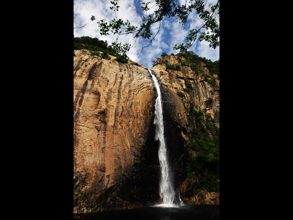 Amazing Nine dragon Waterfall, Yunnan - China.org.cn