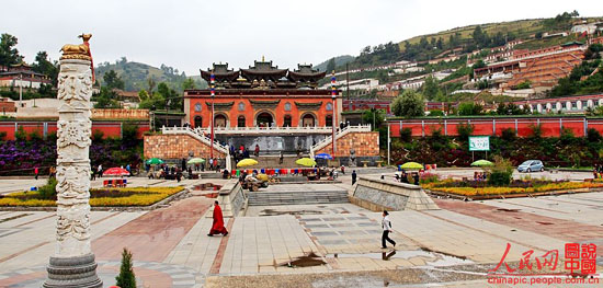 A visit to the Kumbum Monastery - China.org.cn