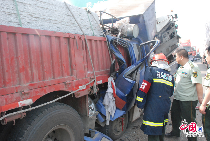 9 dead in central China highway pileups- China.org.cn