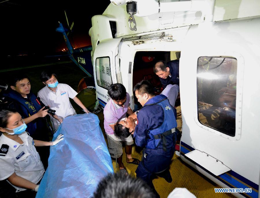 Wounded fishermen receive treatment - China.org.cn