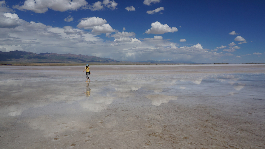 Enthralling scenery of Chaka Salt Lake in China's Qinghai - China.org.cn