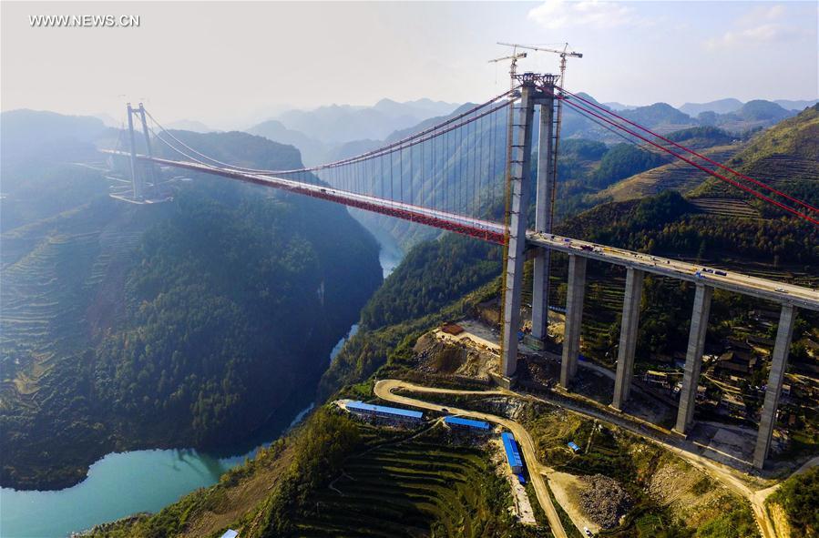 Qingshui River Bridge under construction in Guizhou - China.org.cn