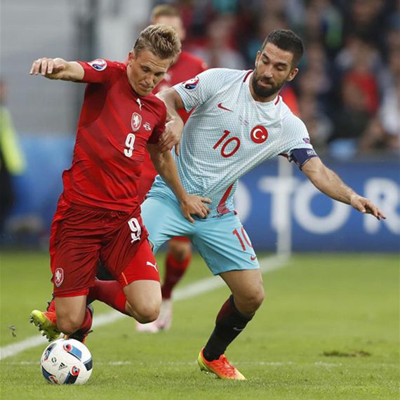 Turkey overpower Czechs to go third - China.org.cn