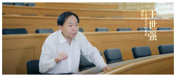 北大教师告诉你大学的模样_ 视频中国
