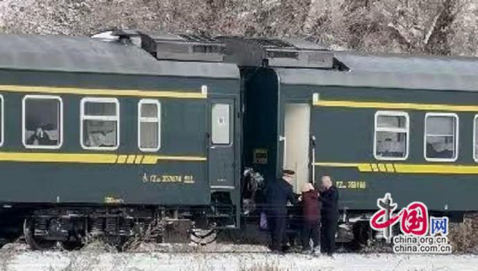 长白山下“小慢车”让“民生温度”持续保温