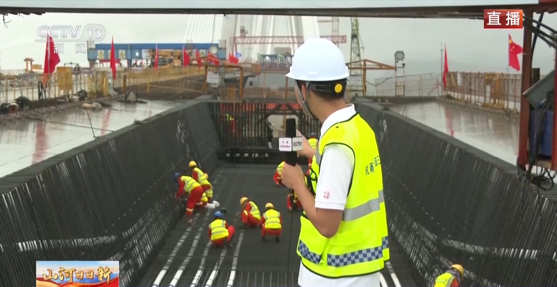 
南京市口腔医院高彦彬医生黄牛预约代挂号电话2700余名建设者坚守岗位 杭甬高速复线三期建设全力冲刺