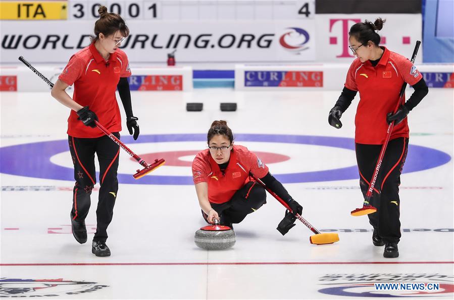 Chinese women qualify for PyeongChang Olympic curling - China.org.cn