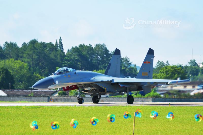 J-11 fighter jests take off for training mission- China.org.cn