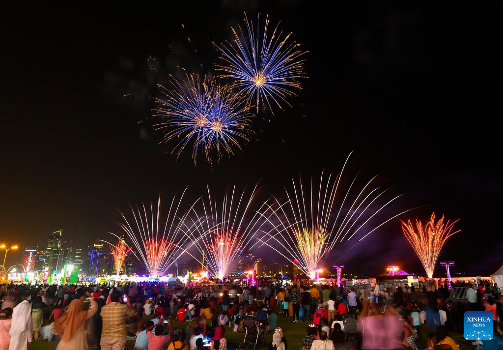 People celebrate Eid al-Fitr festival in Doha, Qatar- China.org.cn