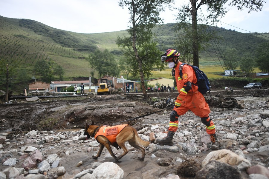 Death toll from NW China flood rises to 26- China.org.cn