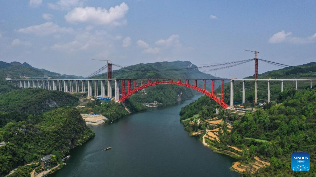 Bridges linking mountainous areas in SW China - China.org.cn